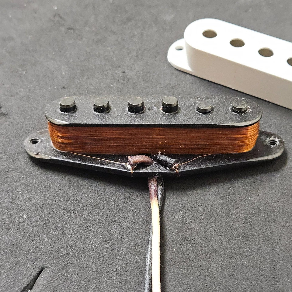 Guitarra eléctrica Fender Seymour Duncan Antiquity Texas Hot Strat Middle Pickup Foto 2 de 4