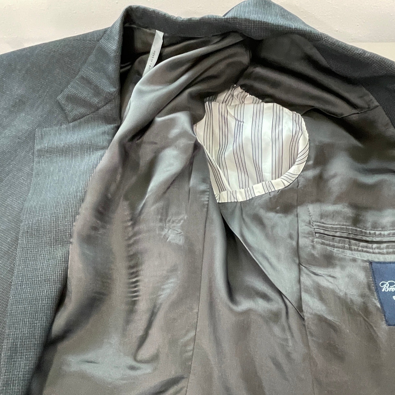 Brooks Brothers Brooks Ease Gray Check Wool Classic Career Blazer Men's 42 R thumbnail 8