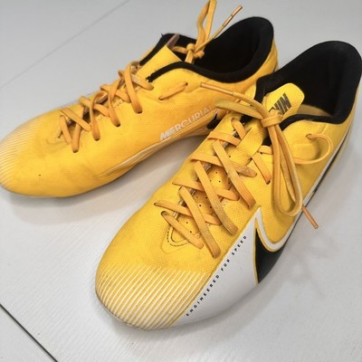 NIKE JR VAPOR 13 ACADEMY FG/MG YOUTH SOCCER SHOES SIZE 6Y