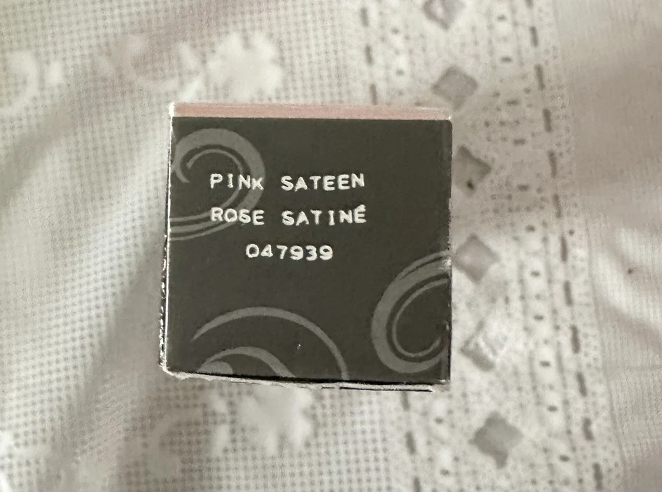 Mary Kay Nourishine Plus Lip PINK SATEEN ROSE SATINÉ 047939 NEW IN BOX  .15oz - Image 2 of 2