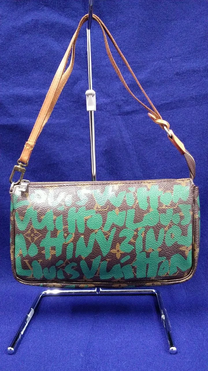 LOUIS VUITTON（LV） Autentica pochette LOUIS VUITTON monogramma graffiti accessori M92191 usata