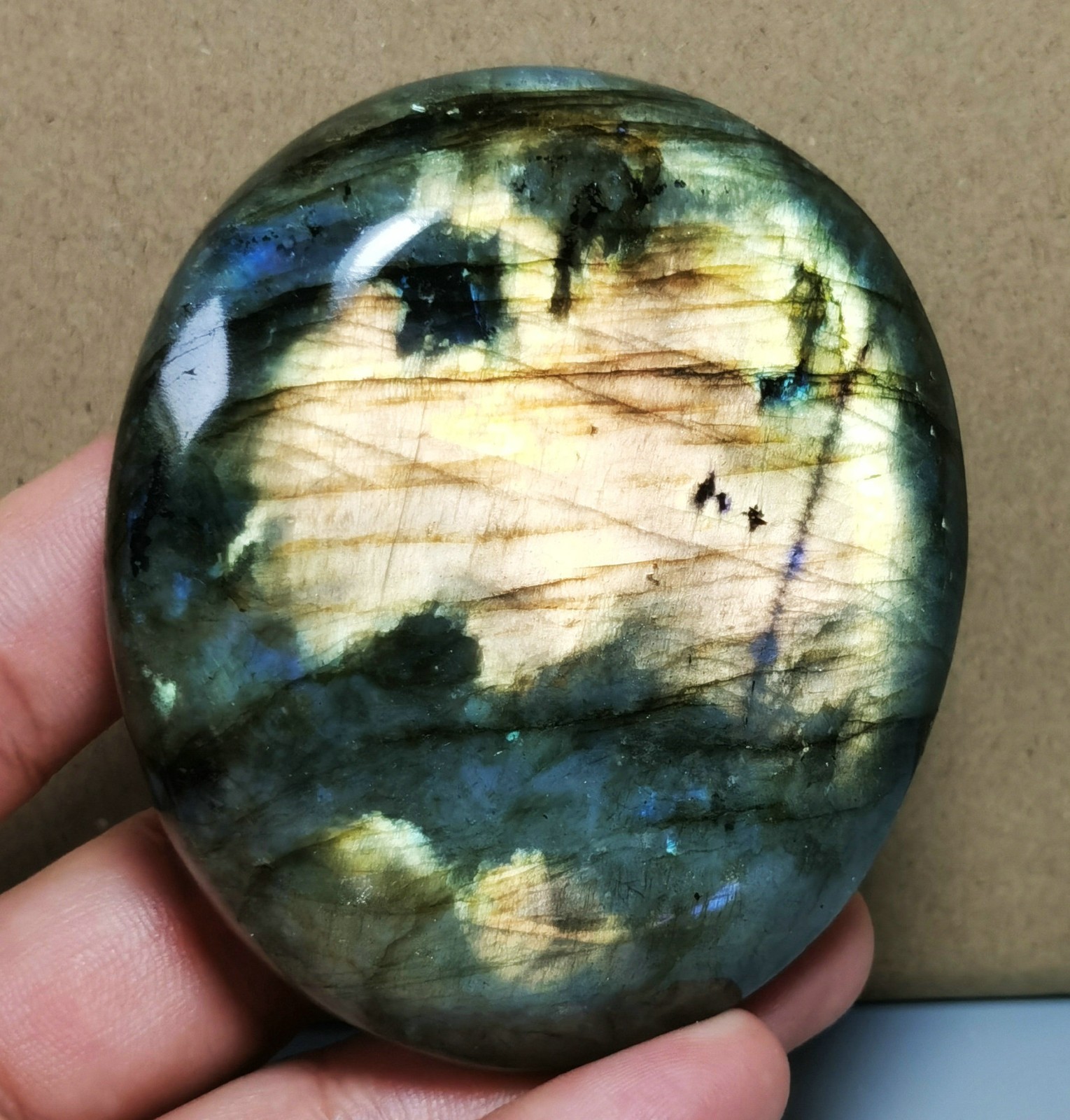 Raw  Rainbow Purple labradorite sphere Palm stone QUARTZ CRYSTAL Healing