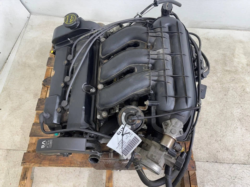 2001-2003 Ford Taurus SES 3.0L Engine Assembly OEM - Image 3 of 4