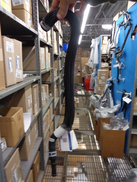 Manguera de calefacción de climatización original Ford 6E5Z-18K359-A Foto 2 de 4