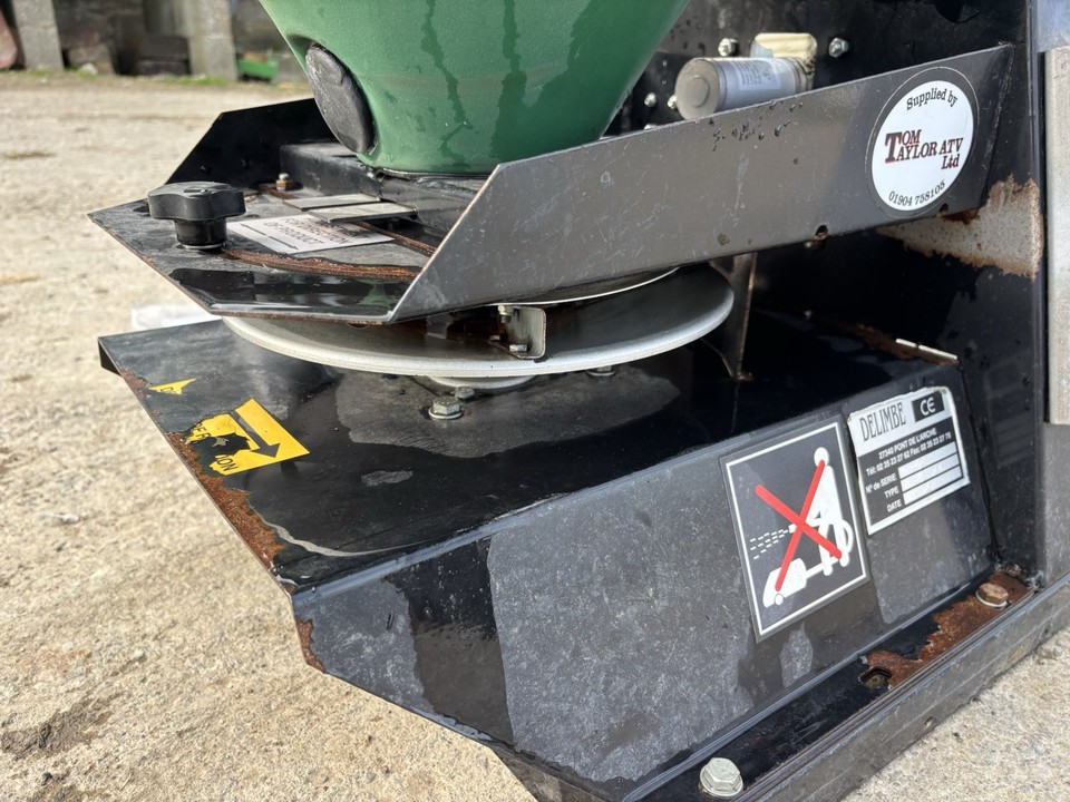 Tilager BULLOCK TILLAGE 24M SLUG PELLETER / FERT SPREADER / GRASS SEED SOWER ...