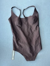 SKIMS Body NWT Scoop Low Back Thong Bodysuit COCOA Size Medium NEW