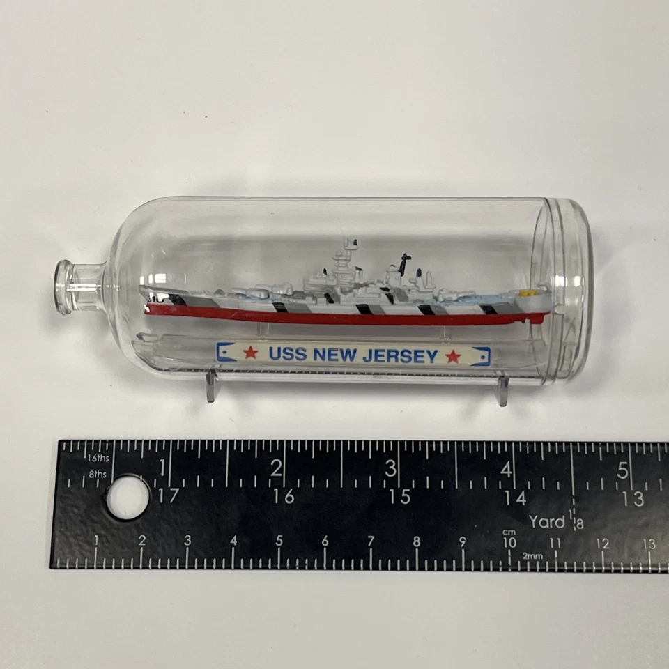 Micro Machines Galoob 1991 Ship In A Bottle USS New Jersey Battleship Ship Toy - Image 3 of 3