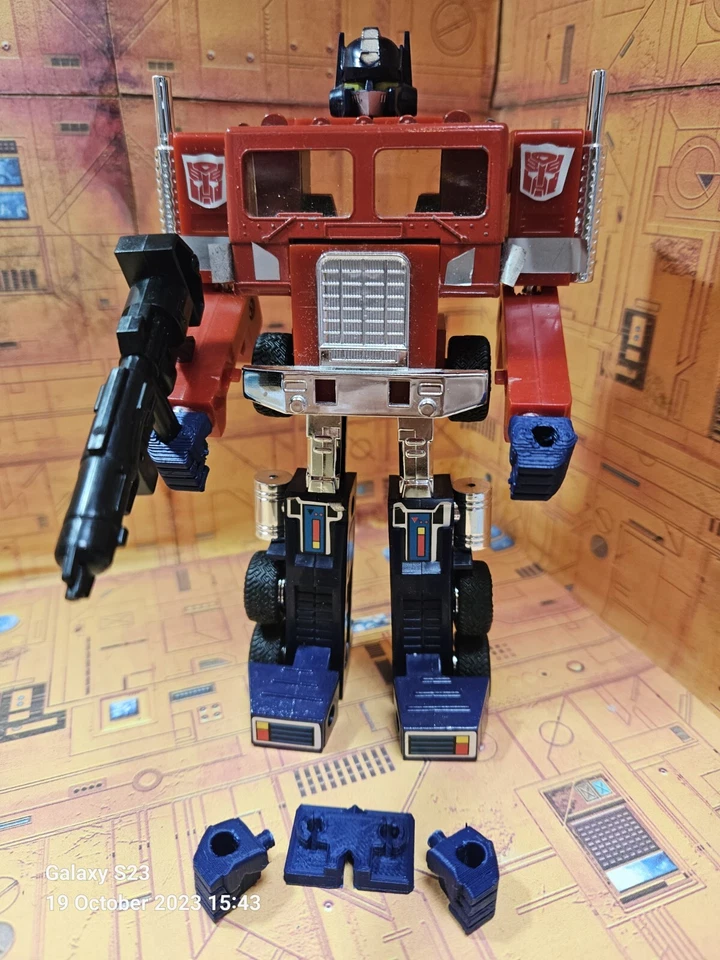 G1 Optimus Prime/Ultra Magnus 3D Resin Printed Weapon+hands+storage System - Image 3 of 4