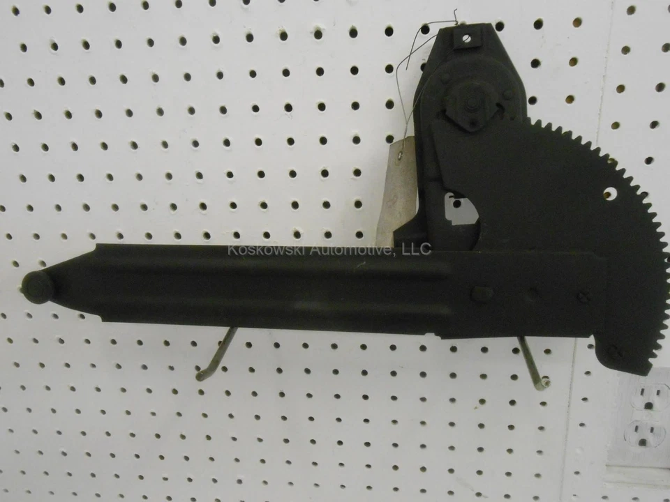 Manivela reguladora ventana puerta ford f150 lado pasajero derecho Bronco 79 78 77 76 75 Foto 2 de 4