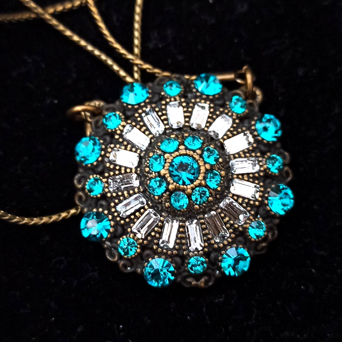 ❤️週末限定Sale❤️✨希少 レア✨Michael Negrin ネックレス Michal Negrin Necklace Large Medal Azure Blue Pendant & Swarovski