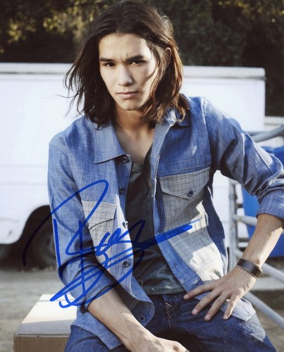 booboo stewart "twilight" autograph signed 8x10 photo