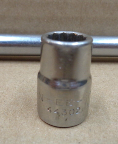 CRAFTSMAN Tools USA 44262 3/8" Dr Extension 9-7/8" L & 44302 10mm Socket 12pt - Foto 3 di 10