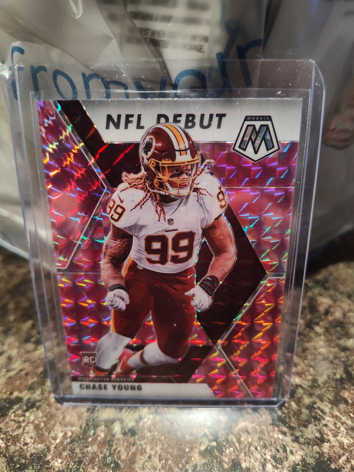 2020 PANINI MOSAIC Chase Young RC NFL Debut PINK CAMO PRIZM ROOKIE 🔥🔥 MINT!