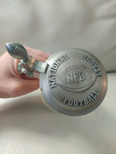 NFL beer Stein glass mug football lid Drink Pitcher pint clear metal etched - Picture 4 of 6