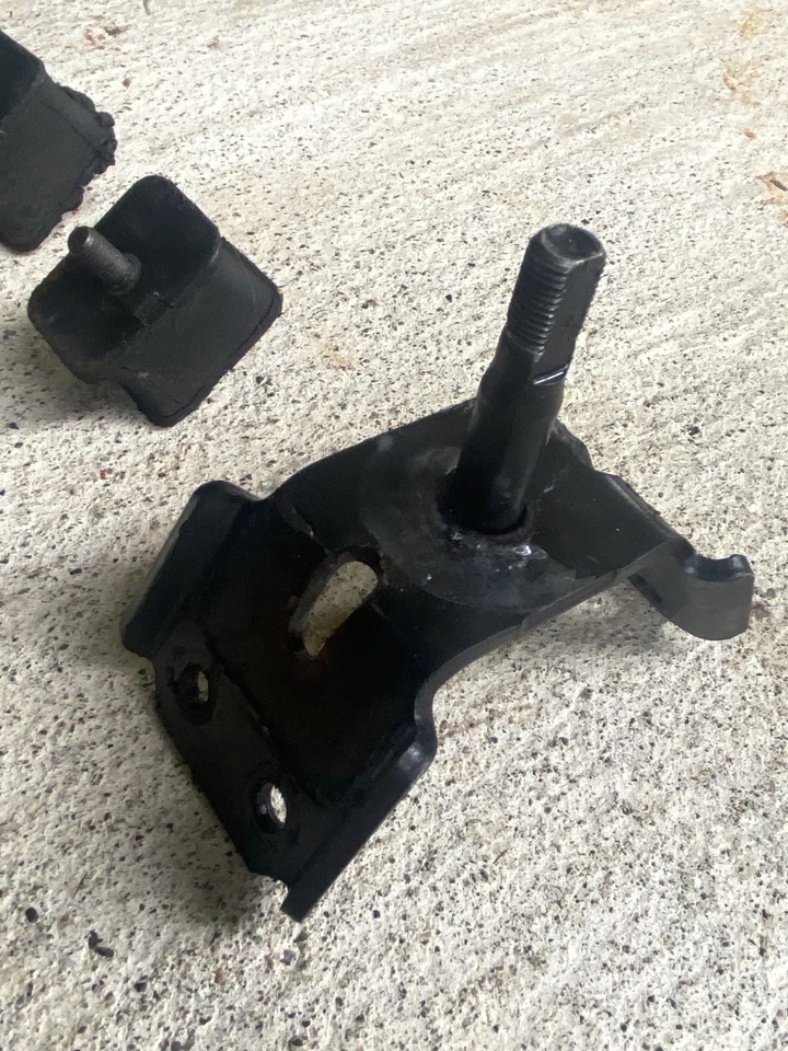 Conjunto de buchas de montagem em transmissão 89-91 Mazda Rx7 FC3S FC - Imagem 3 de 4