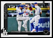 2025 Topps #255 Dodgers Swagger: Winning With Style Again