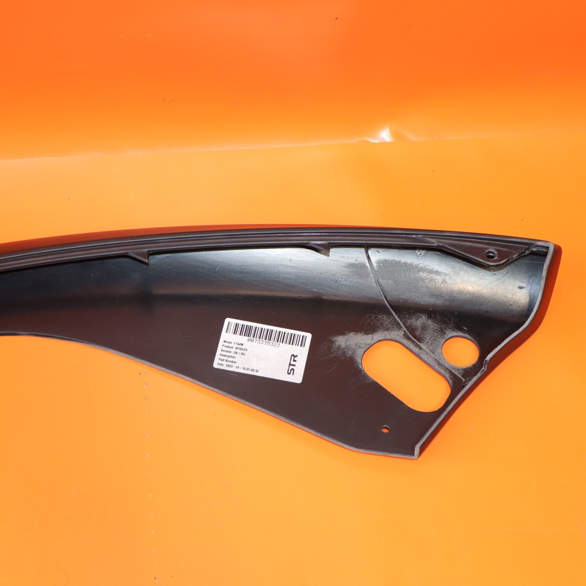 Ferrari 812 2018-2020 Front Right Lower Bumper spoiler P/N 08877000