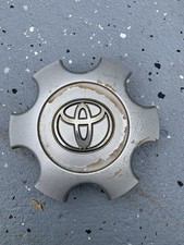 2003-2007 Toyota Tundra Sequoia Oem Center Hub Cap Hyper 69440 42603-420nm-01 2003-2007 Toyota Tundra Sequoia Oem Center Hub Cap Hyper 69440 42603-420nm-01