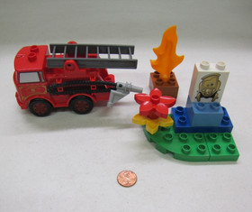 Lego Duplo Pixar Movie Cars Red the Firetruck 6132 Fire Truck 2012 Complete Set
