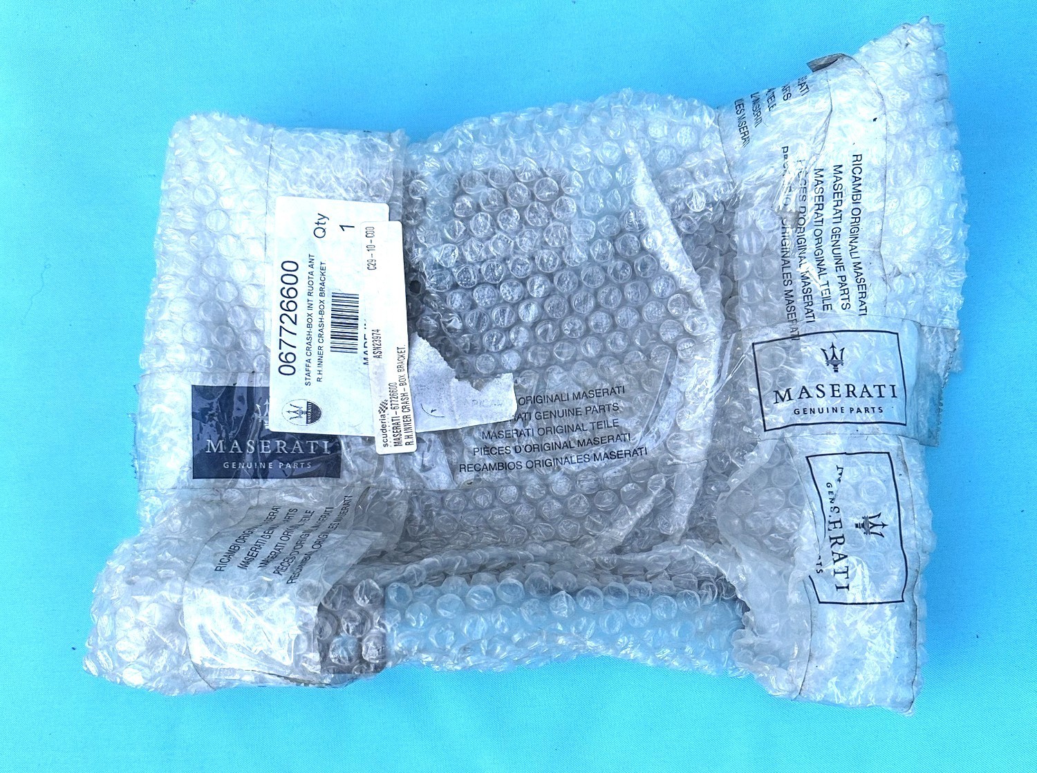 Genuine MASERATI Part 067726600 R.H. Inner Crash-Box Bracket BNEW