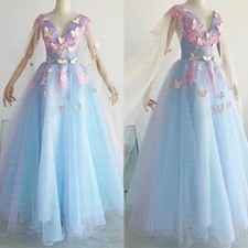 Princess A-Line Gown Wedding Dresses 3D-Appliques Flowers Lace V-Neck Illusion