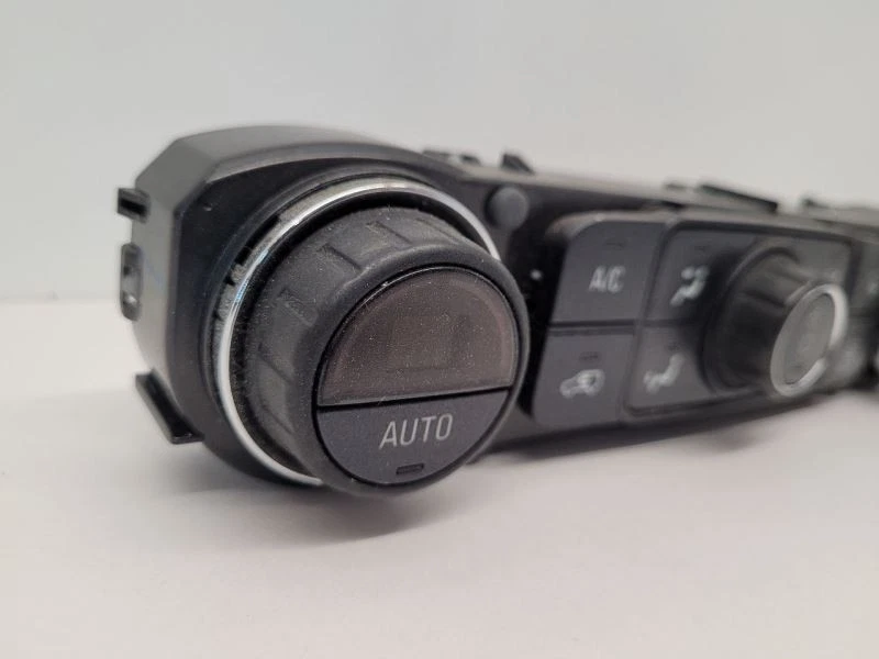 GMC SIERRA 1500 2018 2019 camioneta pickup control de temperatura estilo clásico Foto 4 de 4