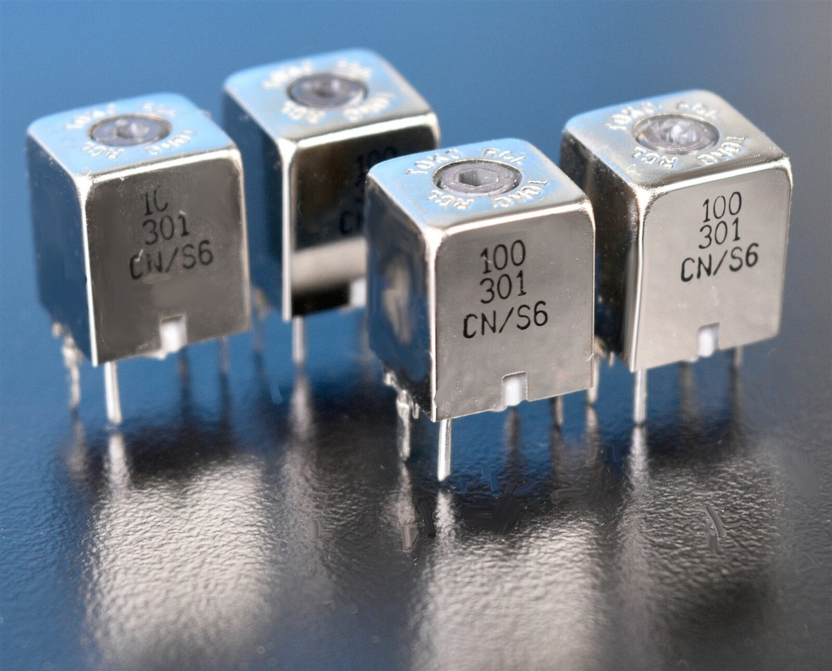 4 (Four) Toko Variable Inductor Coils 0.36uH Q=40 @ 100KHz 4 (Four) Toko Variable Inductor Coils 0.36uH Q=40 @ 100KHz