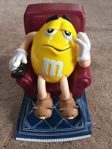 M&M Candy Dispenser Couch Potato￼