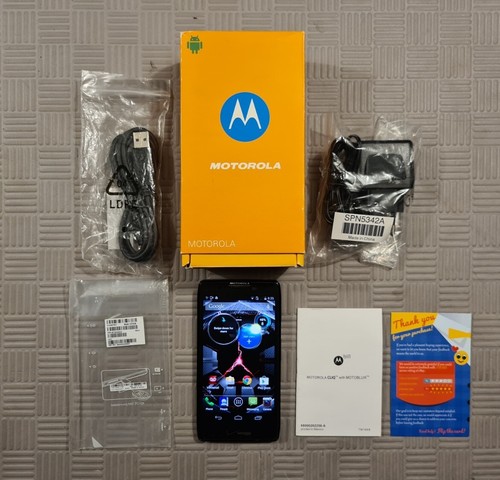 Motorola Razr Droid Hd XT926 Smart Phone - Picture 7 of 9