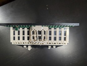 LEGO Architecture 21006 White House 2020 Near Complete Set with Base & Nameplate