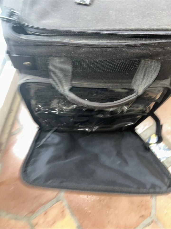 Crop In style XXL Tote/ As is /Been In Storage - Image 4 of 4