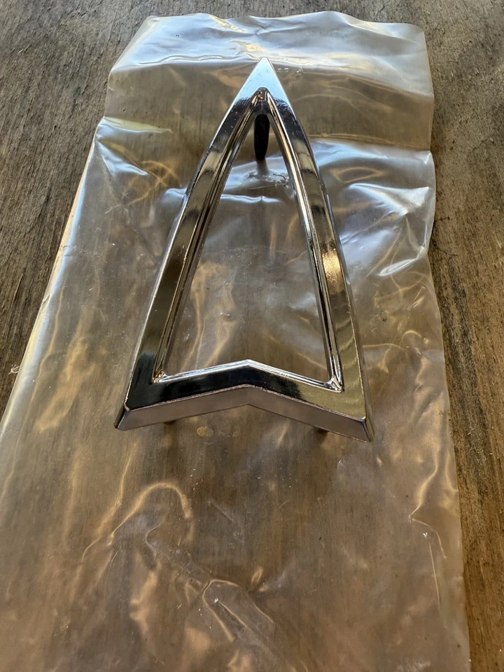 Новый из старых запасов GM 1968 1969 Pontiac Tempest Lemans GTO задняя четверть боковой габаритный фонарь ободок лампы - Изображение 3 из 4