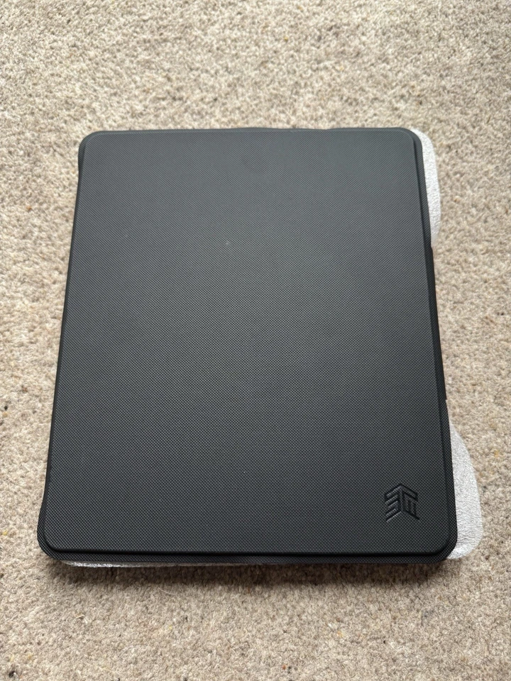 STM DUX Keyboard Folio Stand Case Cover for iPad 9.7" Black - 7th and 8th gen - Image 2 of 4