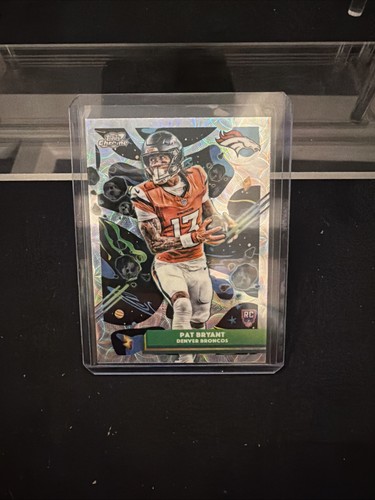 2025 Topps Chrome Cosmic - Pat Bryant #133 • Nucleus Refractor RC