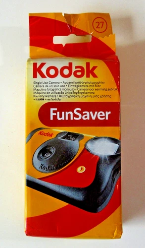 KODAK “FUNSAVER” SINGLE USE CAMERA 27 EXPOSURES MISP CAT 8617763