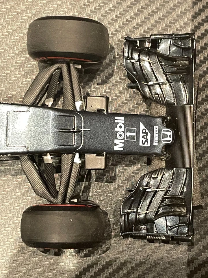 Richard  Mille-Model 1:18 - F1 McLaren Honda MP4-31 - F. Alonso/J. Button 2016 - Immagine 3 di 4