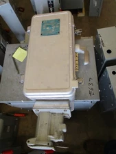 CROUSE HINDS WSR63542, ARKTITE RECEPTACLE W/ ENCLOSED SWITCH- PS101