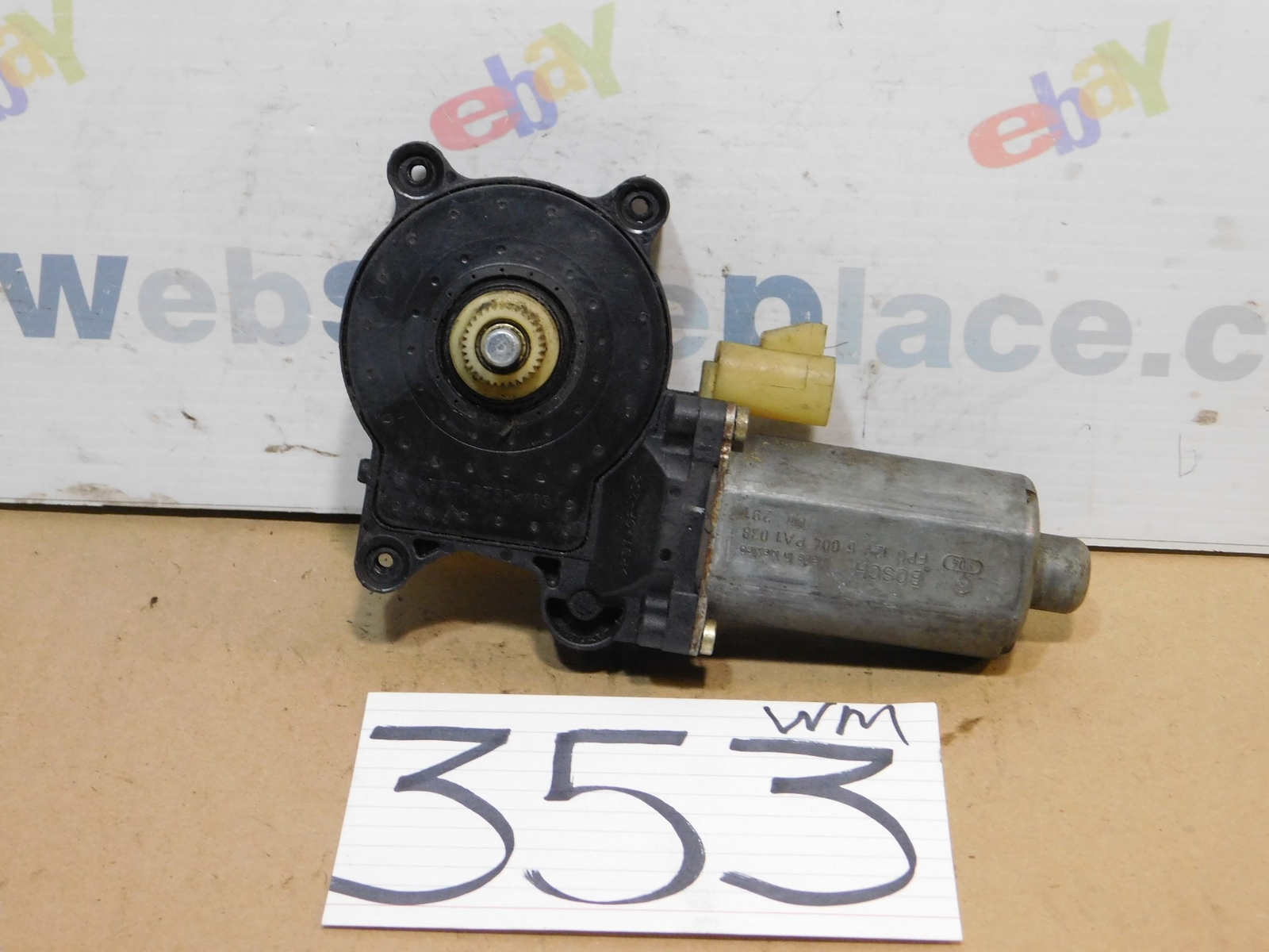 00 01 02 03 CADILLAC DEVILLE REAR Driver Side Window MOTOR #353 wm