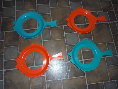 Vintage Plate-Mate paper plate holders retro plastic fish 4 piece picnic set FUN