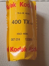 KODAK Tri-X 400 120 Film - Exp. 12/2016