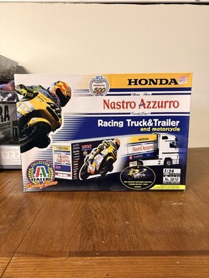 Italeri Honda Nastro Azzurro Racing Truck & Trailer 1:24 Model Kit 3810