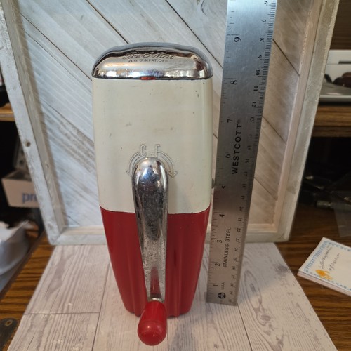 Vintage Ice-O-Mat 1950s 1960s Ice Crush Red/White/Silver Ice-O-Matic