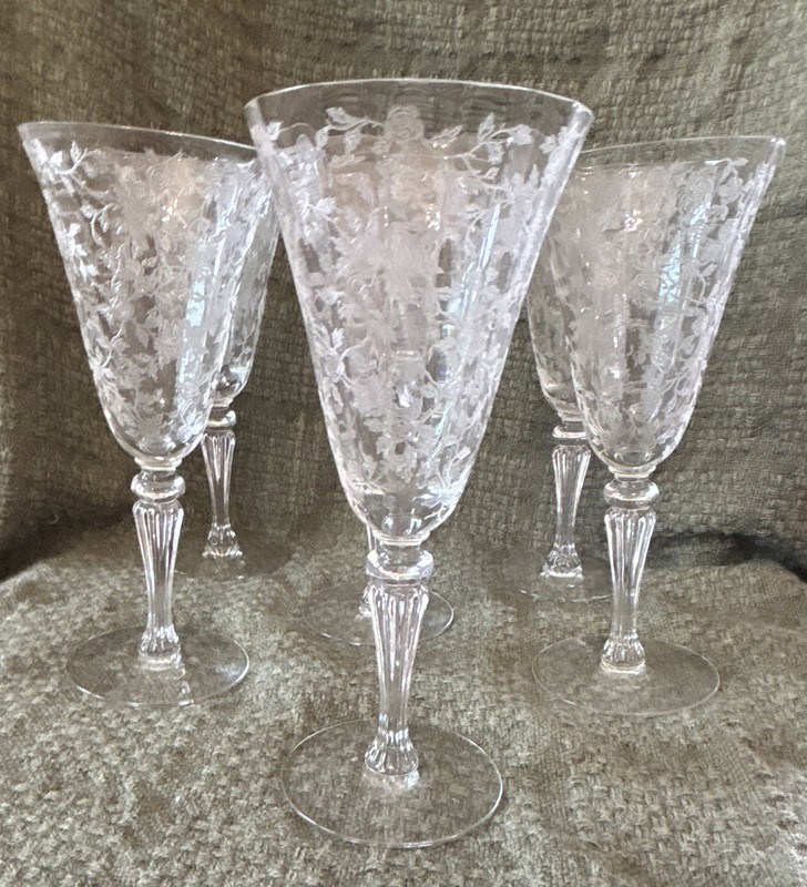 Vintage Set of 5 Clear Etched Floral Stemmed Champagne 8 in 4 oz Glasses