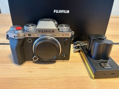 Fujifilm X-T5 40,2MP Spiegellose Systemkamera, Gehäuse, Silber