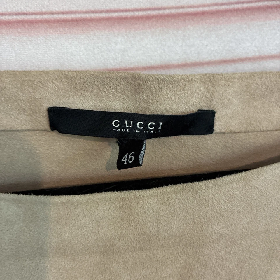 Auténtica Blusa Top Gucci Beige-Rosa Gamuza Manga Corta Talla 46 EE. UU. 10 Foto 2 de 4