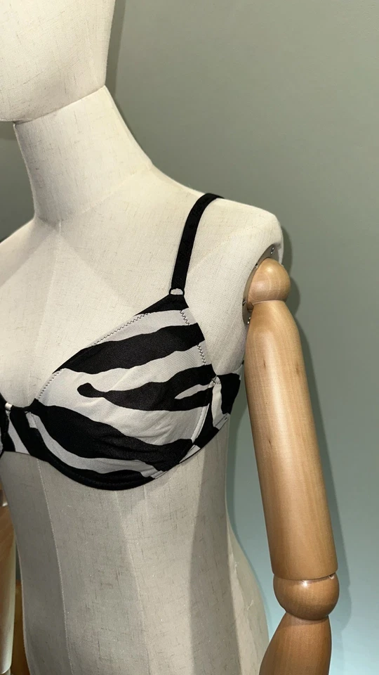 Sexy sujetador de malla con estampado de cebra negro/blanco Dolce & Gabbana para mujer talla 34C Foto 4 de 4