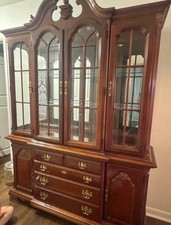 Lexington China Cabinet 2 Piece Set 0490-853.