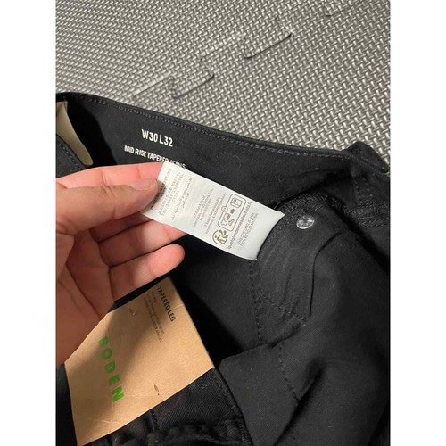 Pantalones de mezclilla cónicos de tiro medio negros 30 x 32 BODEN NUEVOS CON ETIQUETAS - Imagen 7 de 12