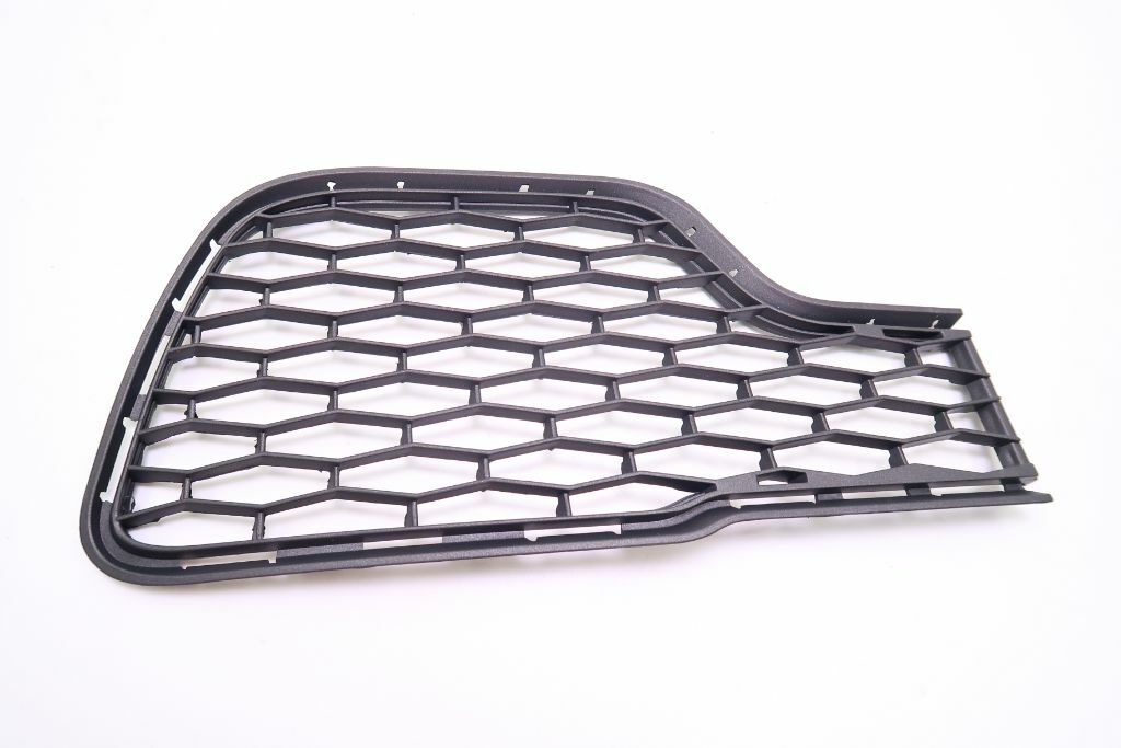 Maserati Ghibli front bumper right grille 1pc 760