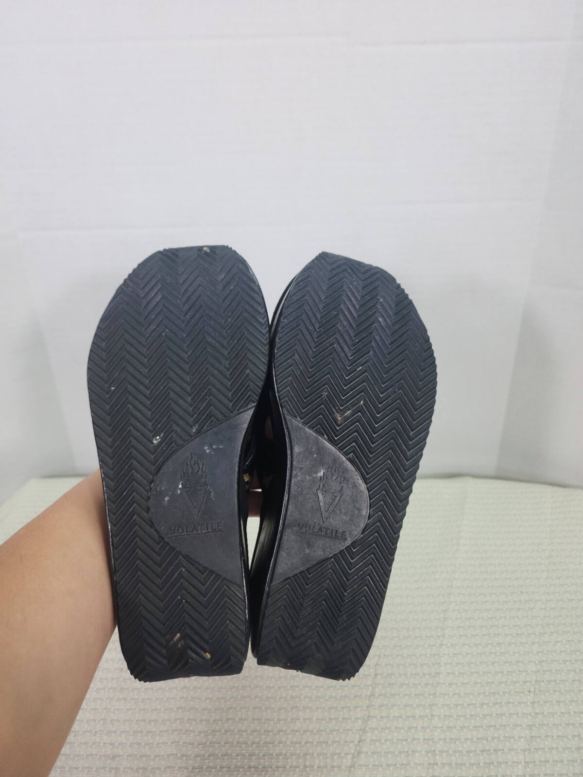 Volatile Saints Flip-flops - image 6